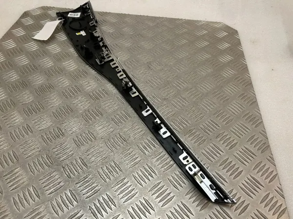 Panel de puerta trasera Volvo XC90 OEM 31699359 image 4