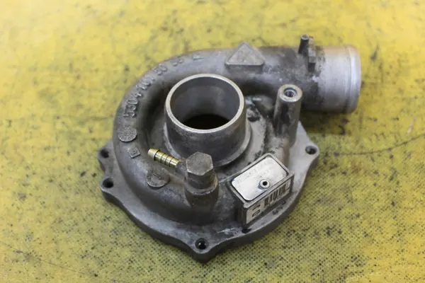 Carcasa de Turbocompresor OEM A para Peugeot 2.2HDI image 2