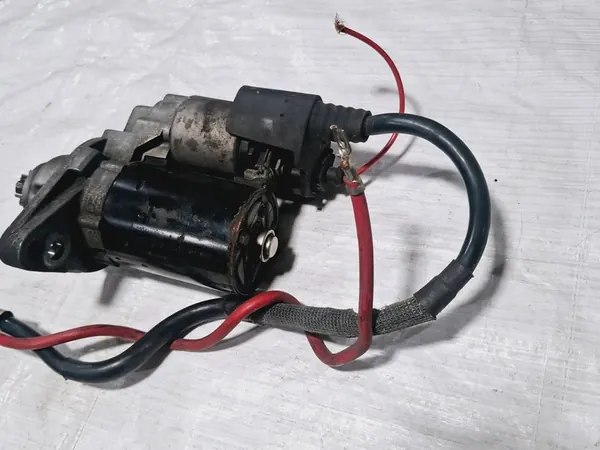 Arrancador VW Passat B6 1.6 FSI Manual 10 Dientes 0AH911023A image 3