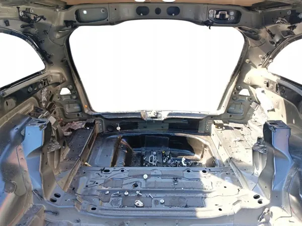 Parachoques trasero OEM PAS TYLNY WANNA Mercedes C W205 image 4