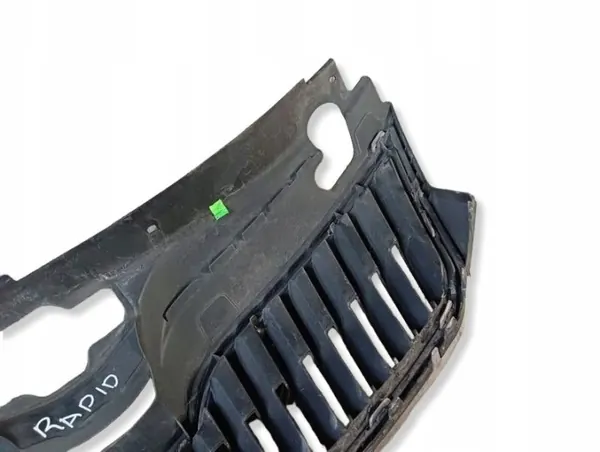 Skoda Rapid 5J Kühlergrill OEM 5JA853668 - Gebraucht image 7