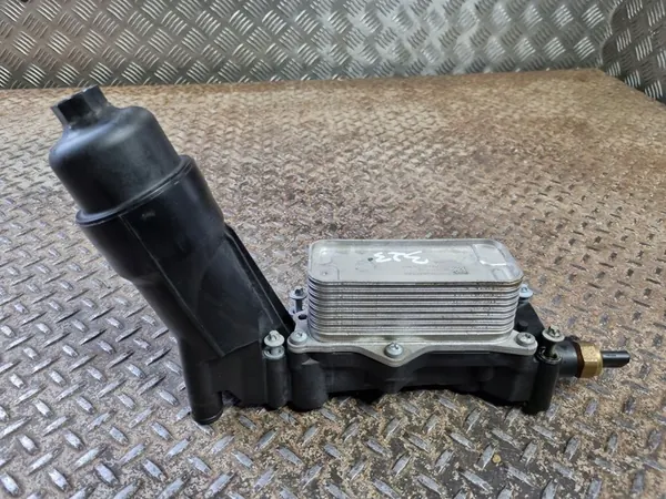 Oljefilterfäste Jeep Grand Cherokee 2020 image 3