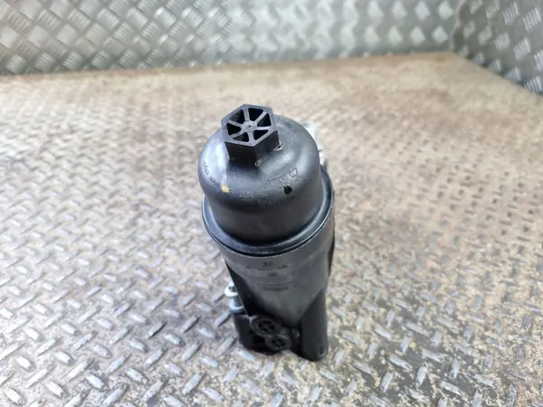 Oljefilterfäste Jeep Grand Cherokee 2020 image 4