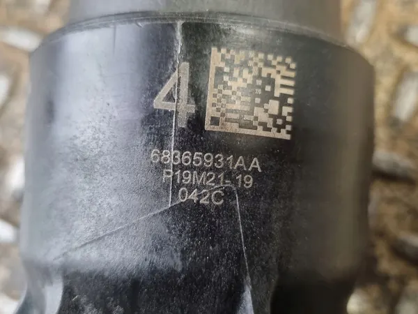 Oljefilterfäste Jeep Grand Cherokee 2020 image 6