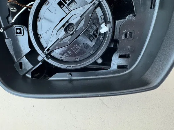 Oikea Etupeili SKODA FABIA III 6V1857508C image 4