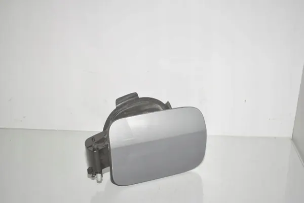 Couvercle de trappe à carburant BMW G26 i4 OEM 8737953 image 2