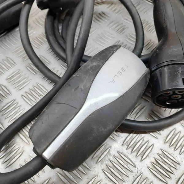 Tesla Model X Akkukaapeli OEM 105822002E image 4