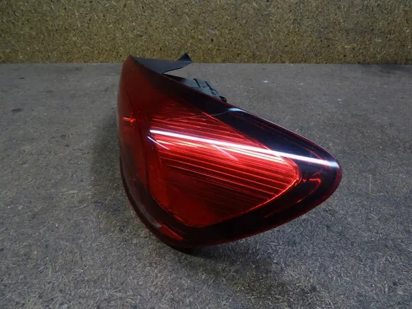 VW SCIROCCO III 08-14 Höger Bakljus 1K8945096R image 3