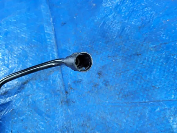Conduto de combustível Opel OEM 55352808 para Astra H 1.6 image 4
