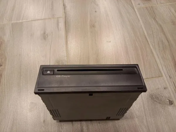 Cambiador CD Audi OE 4F0035729D - Usado image 2
