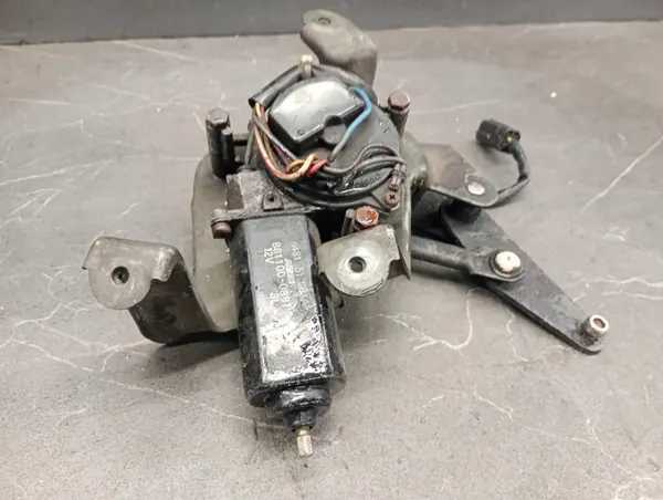 Motor Mazda 323F - Begagnat OEM silniczek image 4