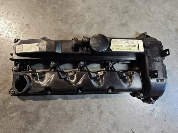 Tampa de Válvulas A6510100230 Mercedes-Benz 2.2 CDI OM651 image 2