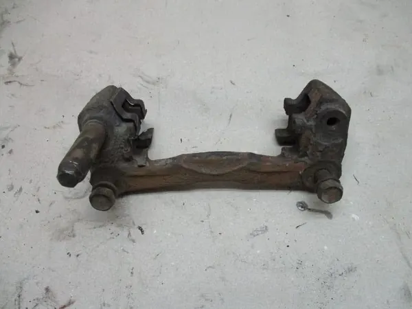 Toyota OE 47721-20430 Support de Serrage - Occasion image 2