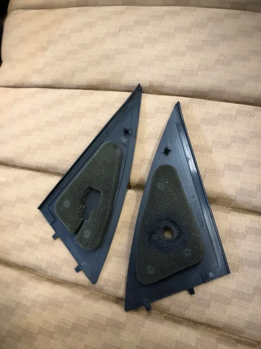 Cubierta triangular espejo derecho OEM merc126tos Mercedes image 3