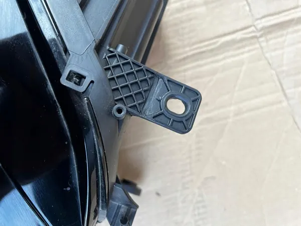 Farol LED Direito Fiat 500E 52140026 image 5