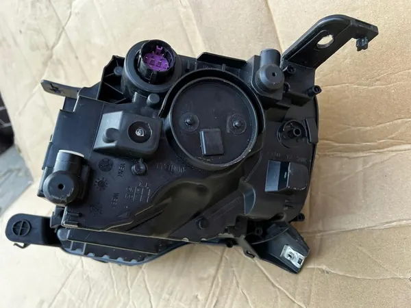 Farol LED Direito Fiat 500E 52140026 image 9