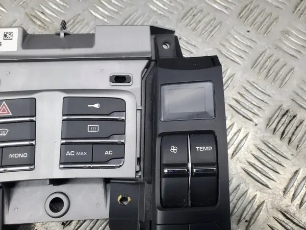 Porsche ilmastointipaneeli OEM 97065320509 Panamera 970 image 3