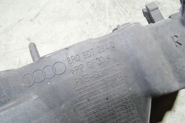 Guia do para-choque dianteiro direito AUDI Q5 8R 8R0807284C image 2