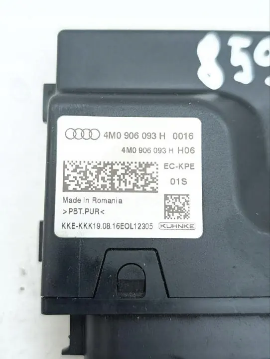 Polttoainepumpun ohjain OEM 4M0906093H Bentley image 8