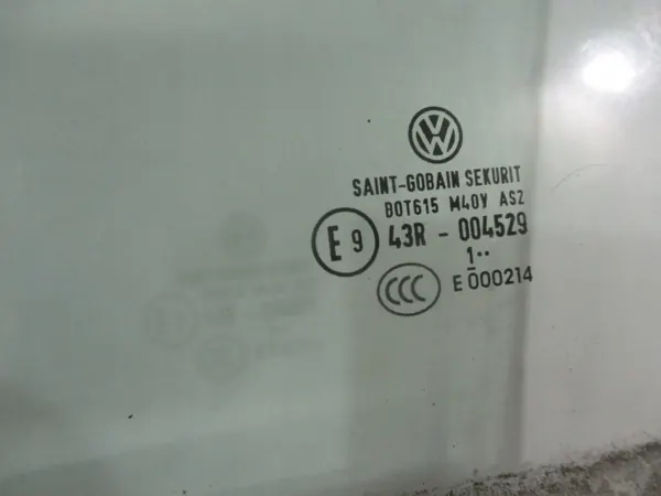 Vitre Portière Avant Gauche COE482 VW Jetta VI image 4