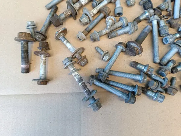 Jousitusruuvit OEM 5.75kg Skoda Superb 3:lle image 4