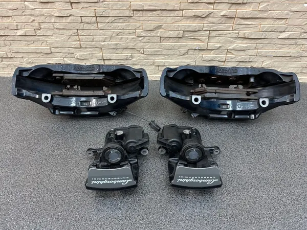 Kit d'étrier de frein Lamborghini Urus OEM 4M0615105KG image 7