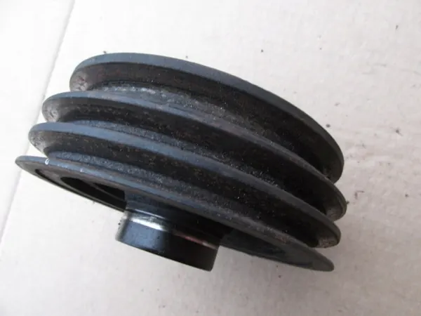 Polia virabrequim Mitsubishi OE Peça OEM - Usado image 4