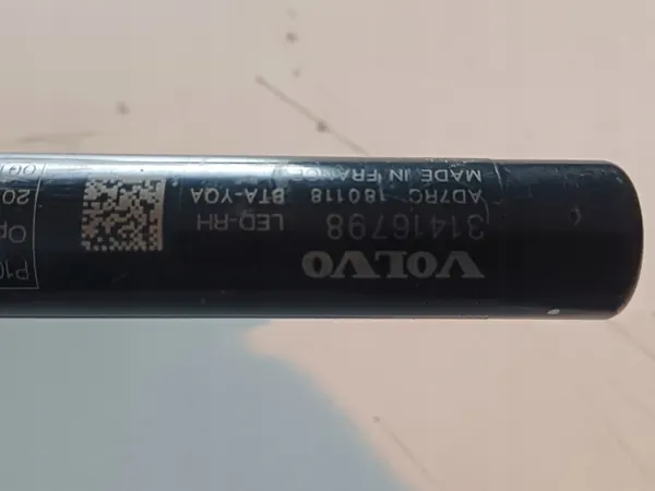 VOLVO XC60 II 2018- Rechter koplampwas 31416798 image 4