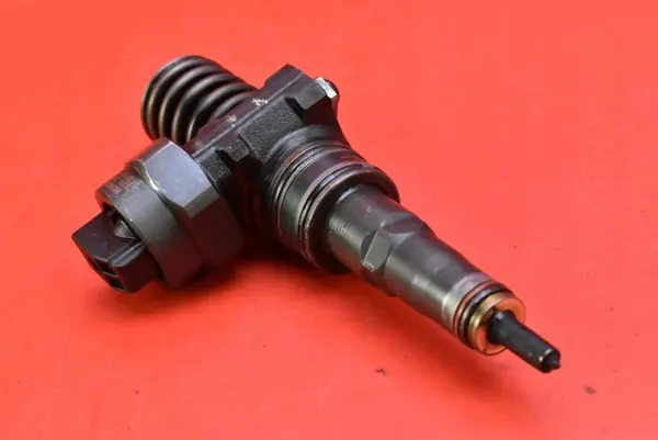 Insprutningspump OEM 038130073AA för VW Passat B5 1.9 TDI image 4