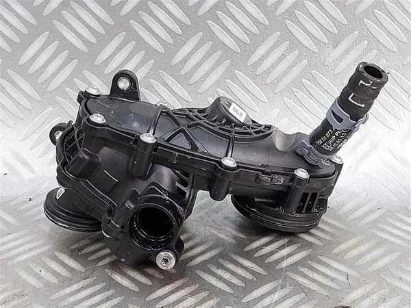 Carcasa de termostato Audi Q7 Q8 A6 A7 3.0 TDI 059121111CT image 4