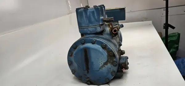 Unidade de refrigeração Thermo King usada OEM 1020777 image 4