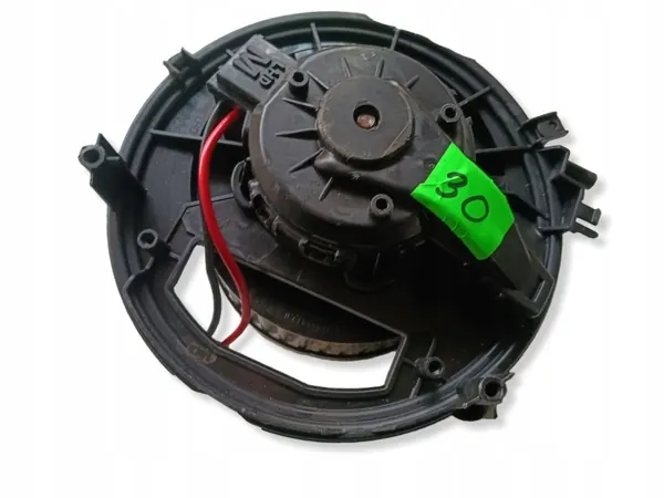 Moteur de soufflante VW d'occasion OEM T69355C image 6