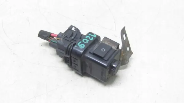 Hyundai Santa Fe III 2.2 Gloeibougie relais OEM 36830-2F310 image 3