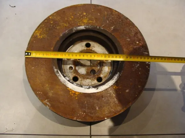 Disque de frein BMW OE 6 868 938 - État utilisé image 7