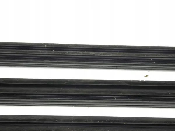 OEM AMD177797 voorportier raamrubber - Gebruikt image 6