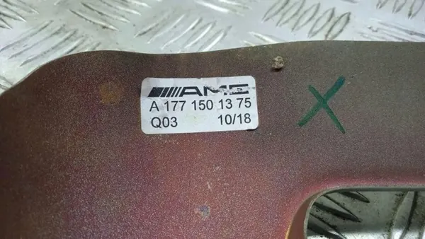 Motorruimte onderdelen OEM A1771501375 Mercedes-Benz AMG GT image 3