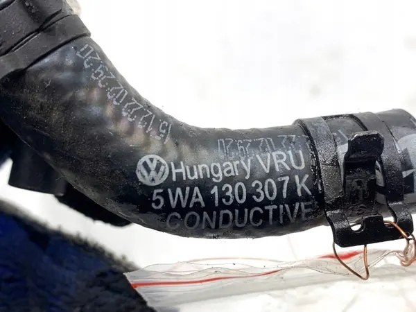 Kraftstoffrohrsensor SKODA SUPERB III 04B906054G image 5