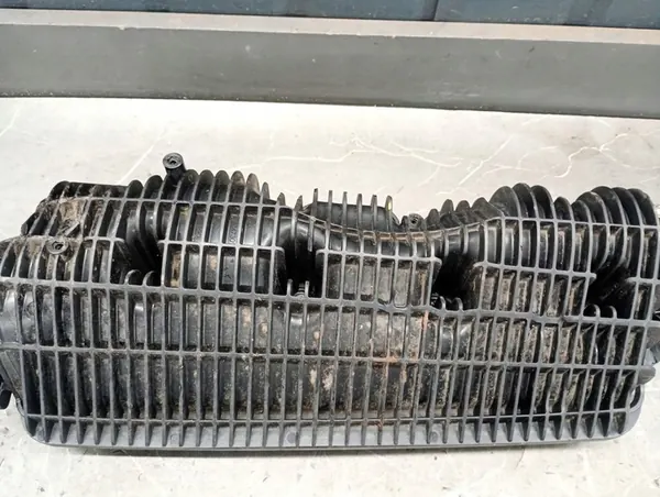 Coletor de admissão VW AUDI Q7 SQ7 A8 4.0 TDI 057129712AL image 3