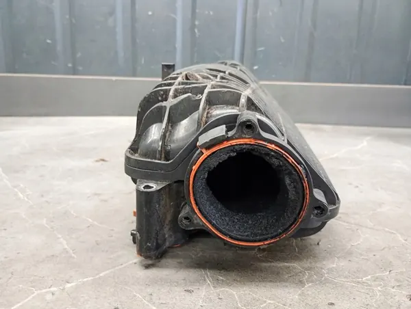 Coletor de admissão VW AUDI Q7 SQ7 A8 4.0 TDI 057129712AL image 5