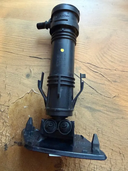 OEM 250202 Vasen ajovalopesin VW Touran II 2012 image 2