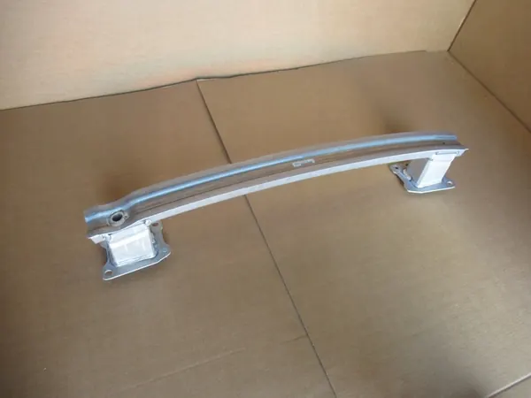 AUDI A4 B9 A5 W8 Trave Paraurti Posteriore 8W0807309F image 4