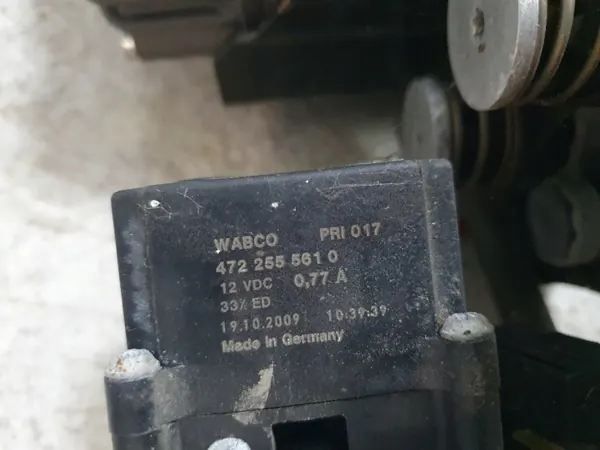 BMW 6794465 Fjädringspump - Begagnad OEM-del image 3