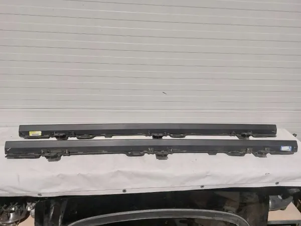 Marches Jeep Wrangler JL Rubicon OEM 68292911AE image 3