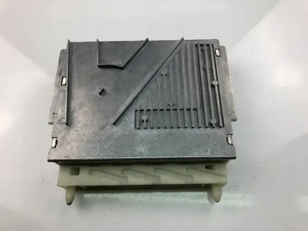 Computadora Transmisión Volvo OEM 15064119 para S60 image 4
