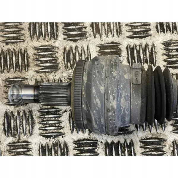 Mercedes-Benz Drivaxel A2123502110 Bak Höger image 4