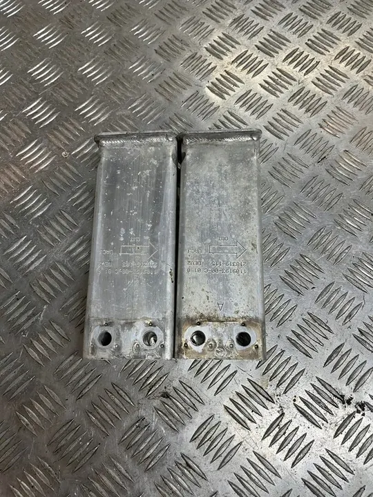 Absorvedor de impacto Tesla 3 2017-2021 OEM 1109193-00-C image 3