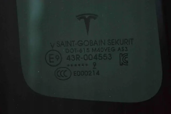 Tesla Model X Left Rear Window OEM 43R004553 image 4