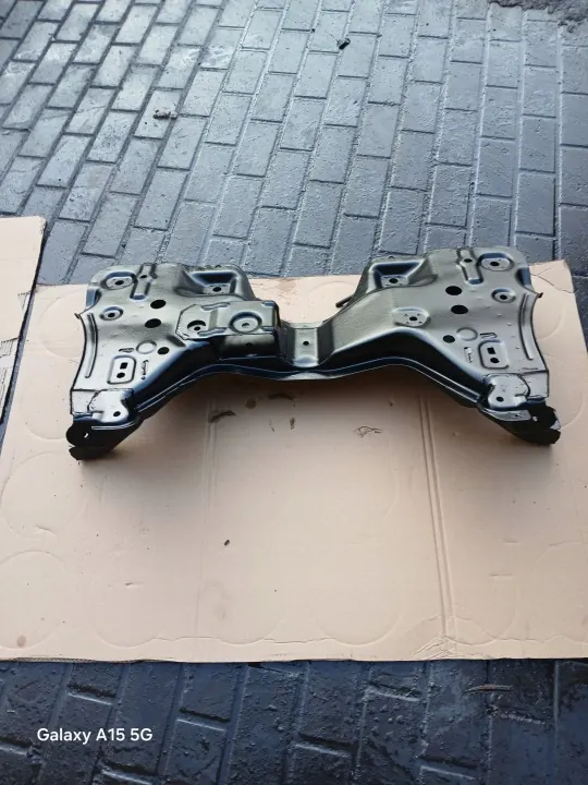 Vorderer Träger OEM SANKI ŁAWA TRAWERS BELKA PRZÓD Opel image 7