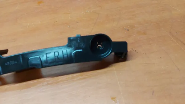 Supporto paraurti anteriore destro Toyota C-HR 16- OEM 52145-F4030 image 2