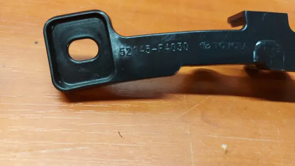 Supporto paraurti anteriore destro Toyota C-HR 16- OEM 52145-F4030 image 4